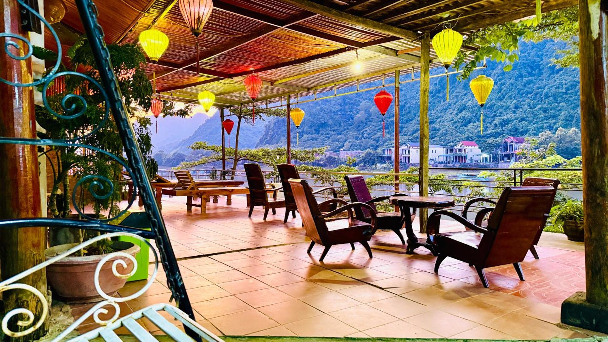 Phong Nha Coco Riverside ภายนอก รูปภาพ