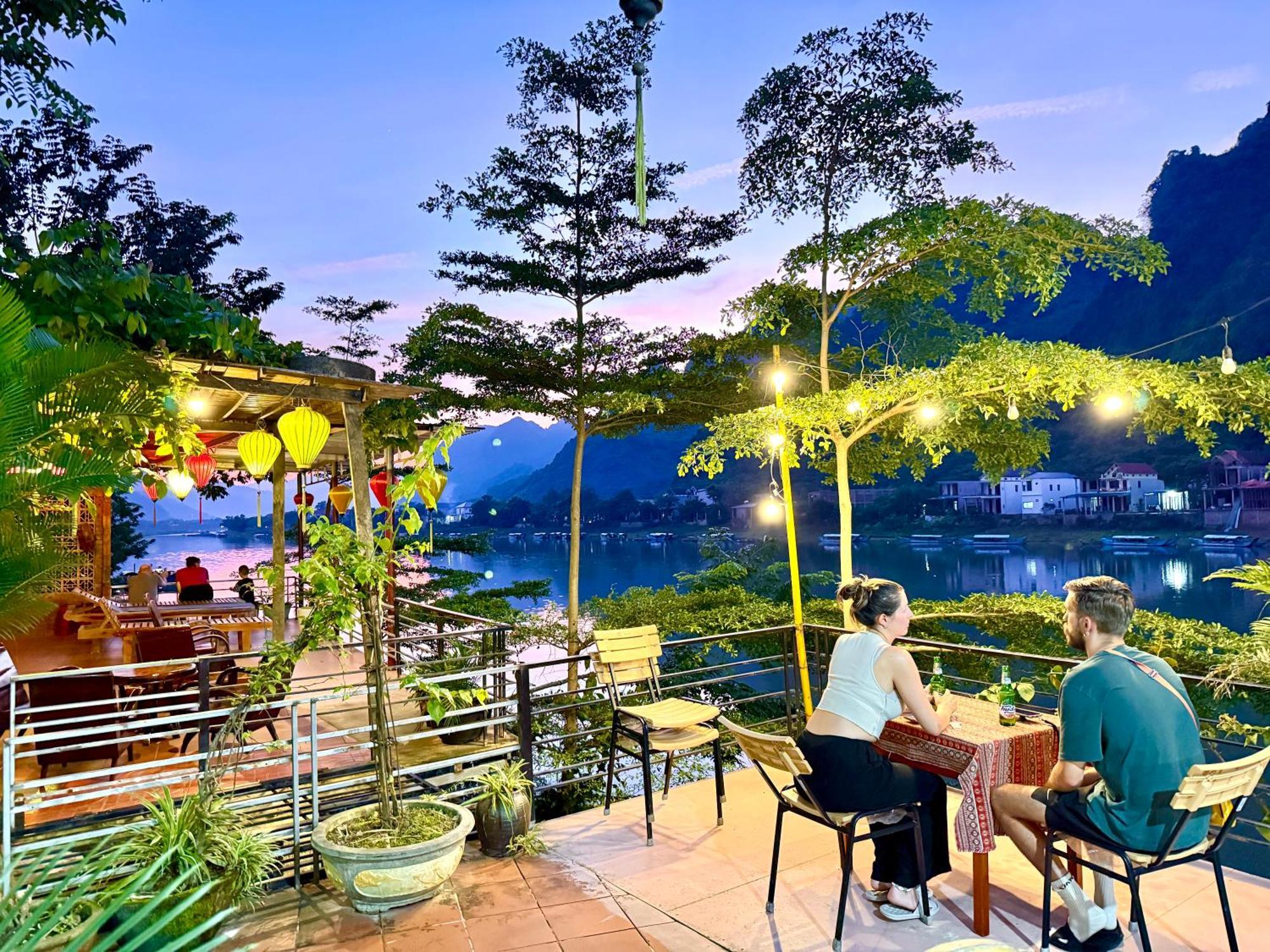 Phong Nha Coco Riverside ภายนอก รูปภาพ